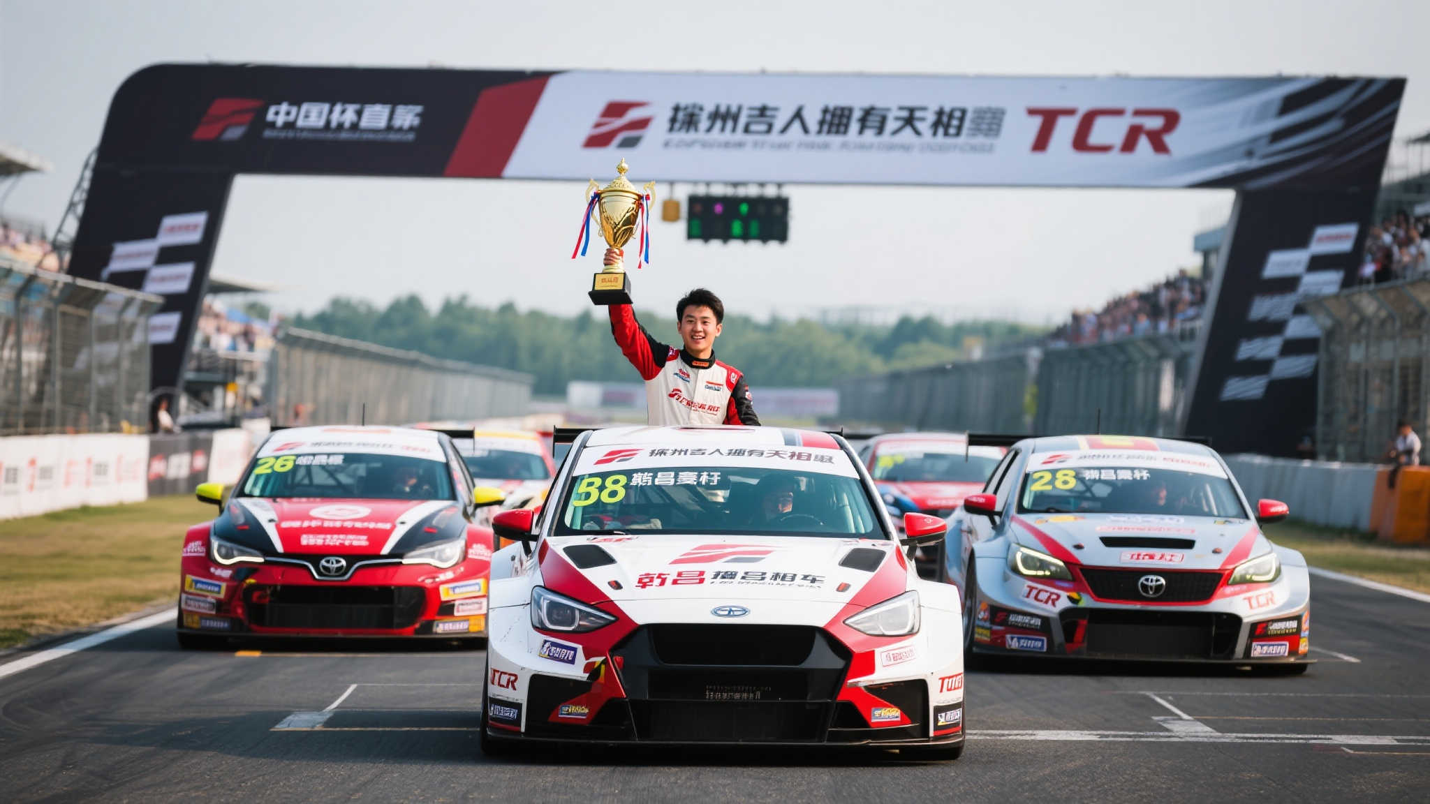 胜利的背后 胜利的背后